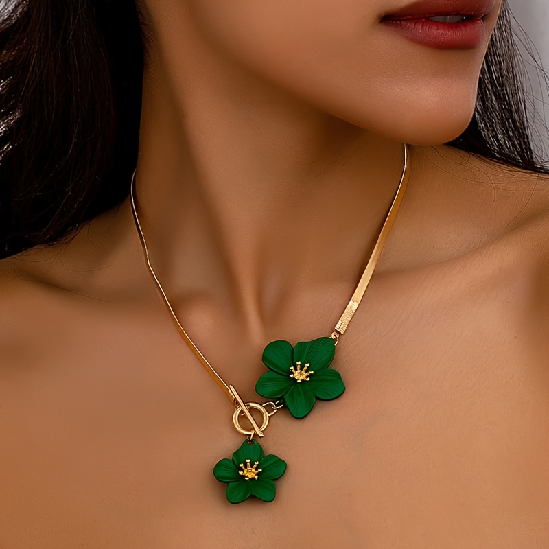 Golden Tone Double Floral Pendant Necklace